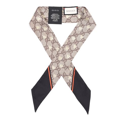 duo sole gucci scarf|gucci silk neck bow.